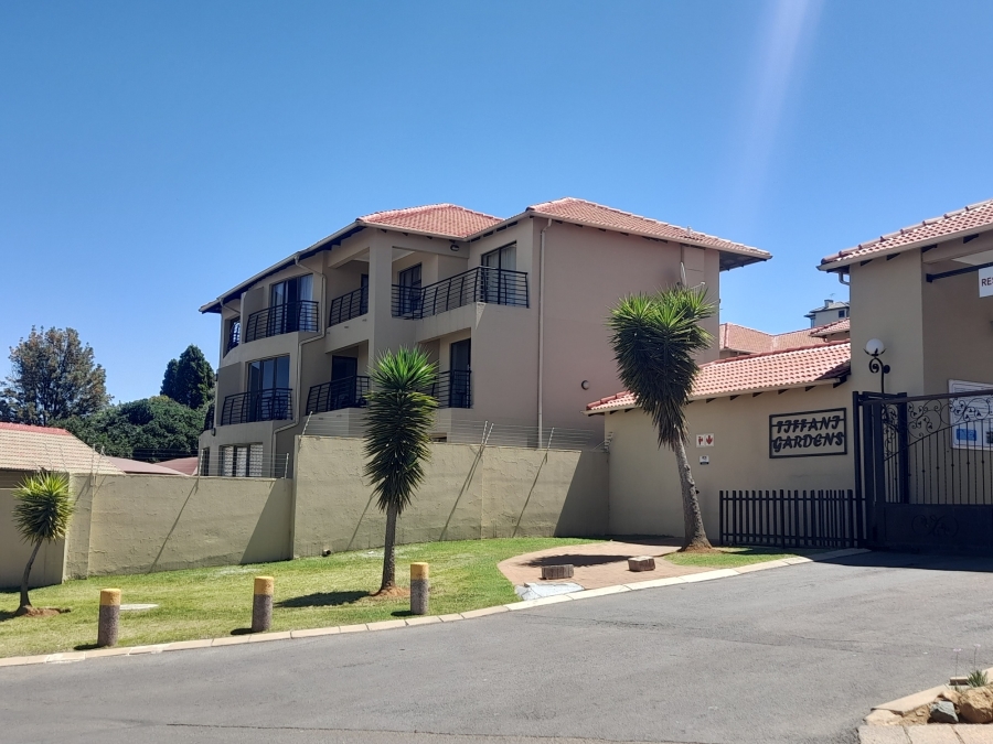 3 Bedroom Property for Sale in Bassonia Rock Gauteng