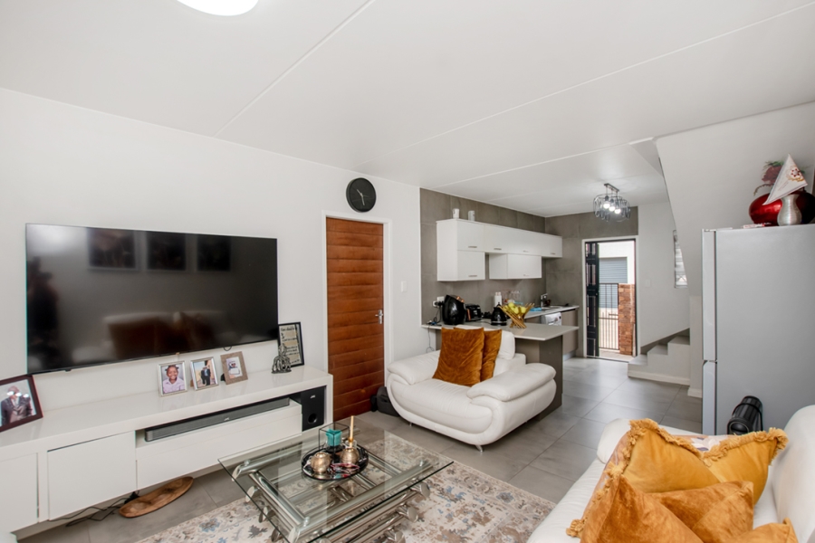 3 Bedroom Property for Sale in Denneoord Gauteng