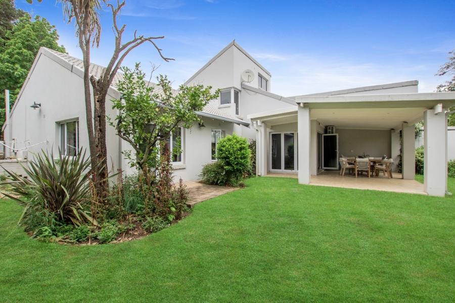 3 Bedroom Property for Sale in Lonehill Gauteng