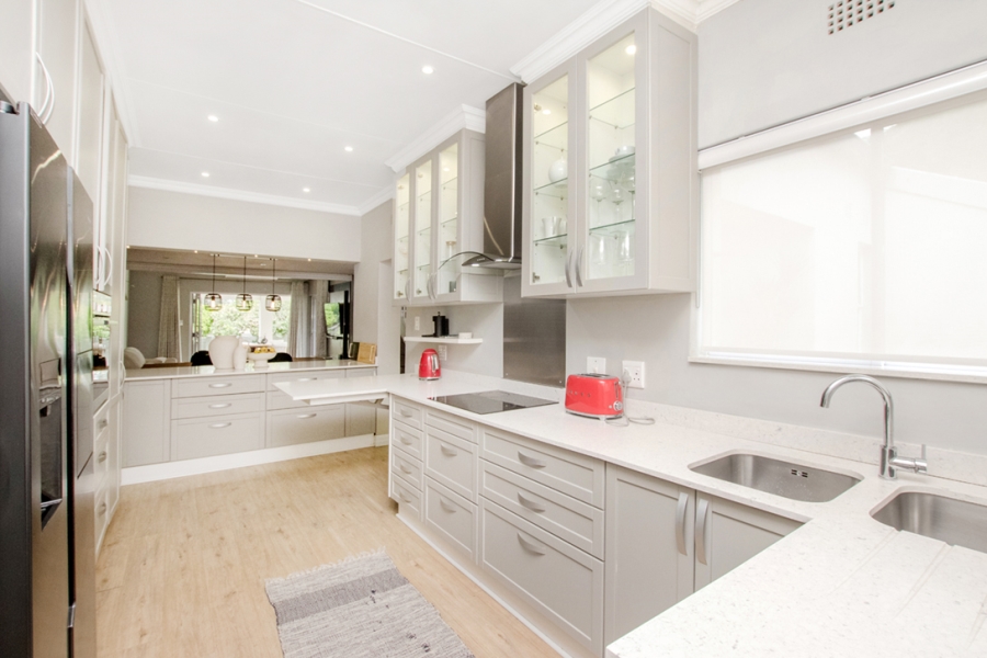 3 Bedroom Property for Sale in Lonehill Gauteng