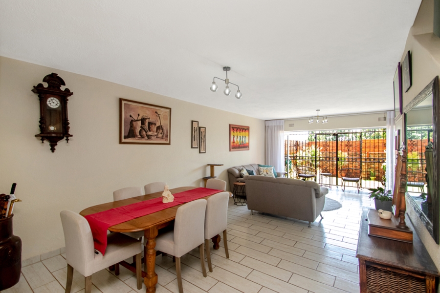 3 Bedroom Property for Sale in Wilro Park Gauteng