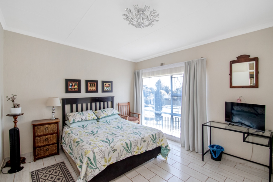 3 Bedroom Property for Sale in Wilro Park Gauteng