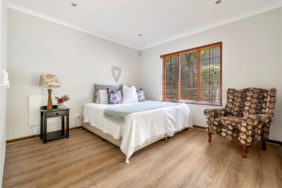 2 Bedroom Property for Sale in Bryanston Gauteng