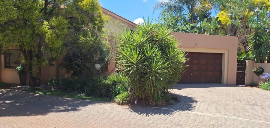 3 Bedroom Property for Sale in Eldoraigne Gauteng