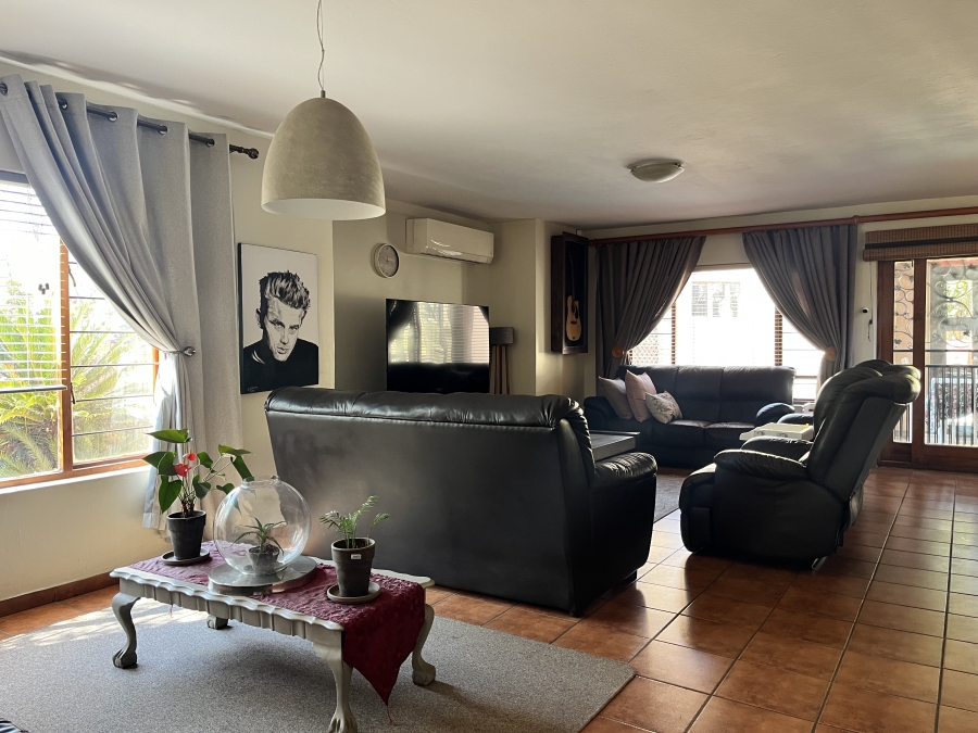3 Bedroom Property for Sale in Eldoraigne Gauteng