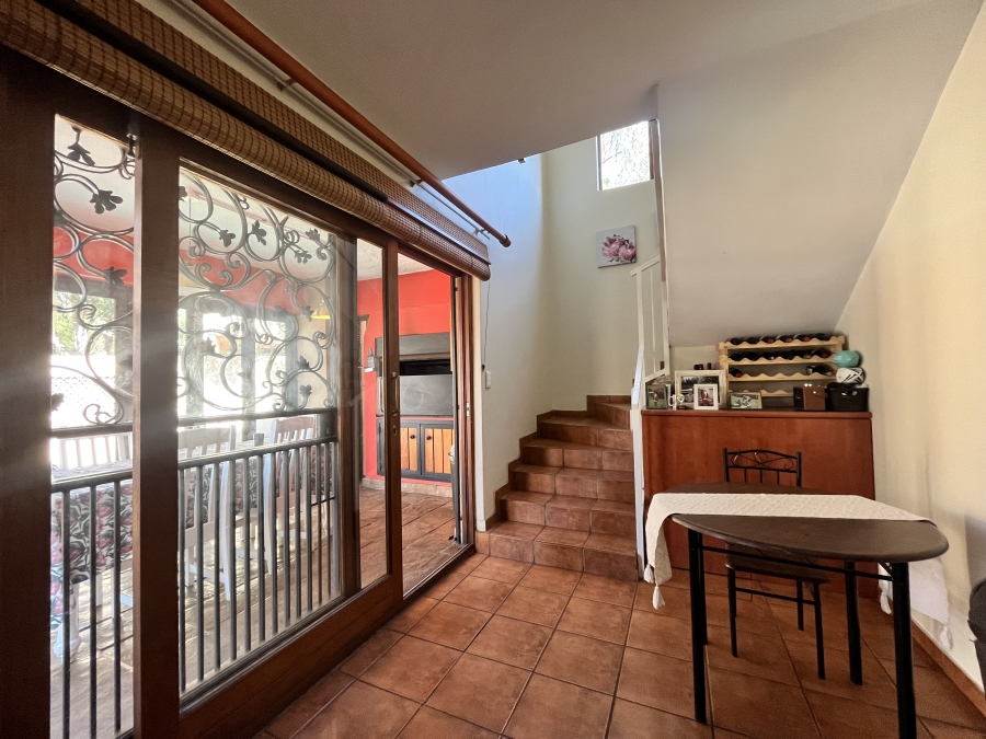 3 Bedroom Property for Sale in Eldoraigne Gauteng