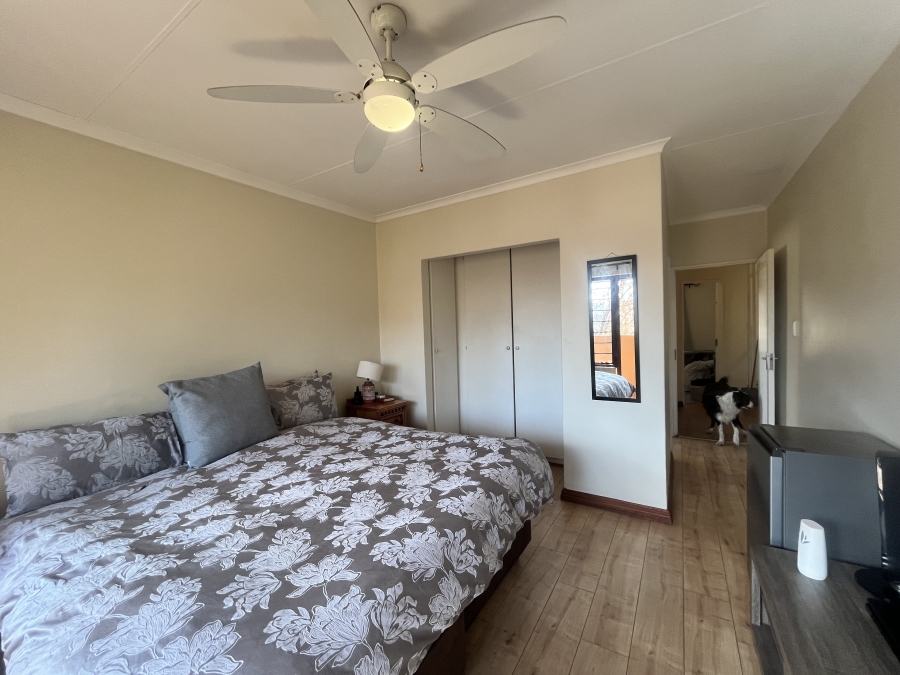 3 Bedroom Property for Sale in Eldoraigne Gauteng