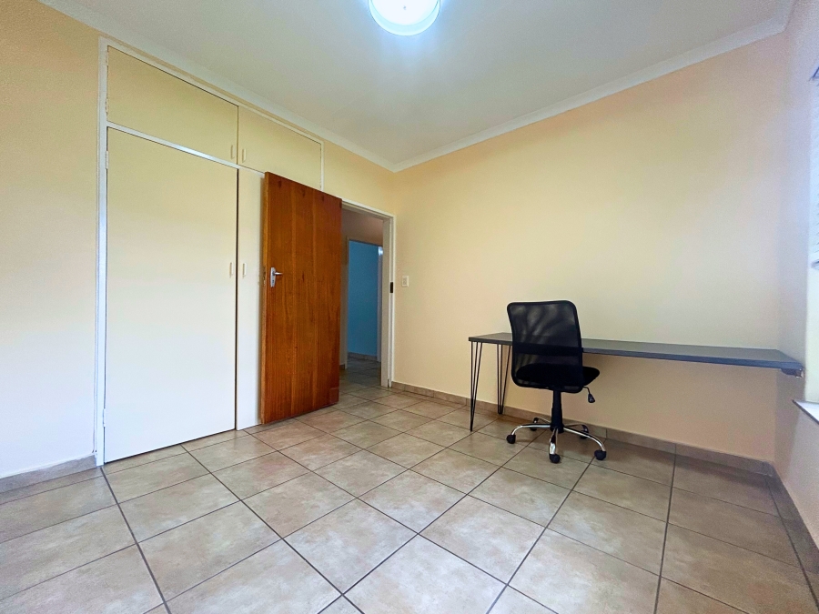 6 Bedroom Property for Sale in Hennopspark Gauteng