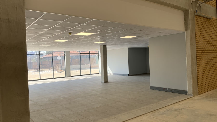 To Let commercial Property for Rent in Meadowdale Gauteng
