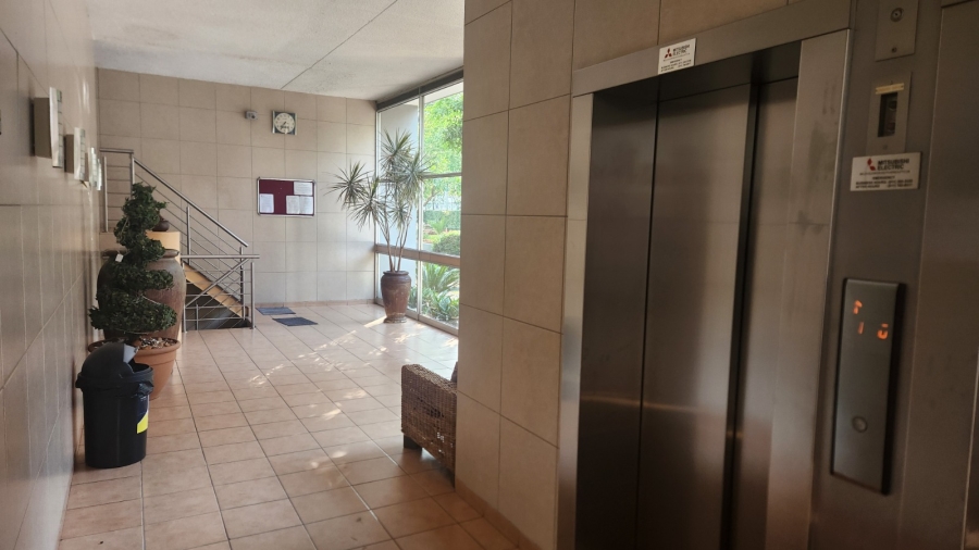 2 Bedroom Property for Sale in Bedford Gardens Gauteng