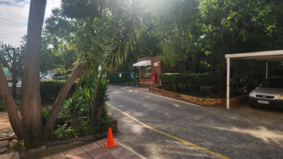 2 Bedroom Property for Sale in Bedford Gardens Gauteng