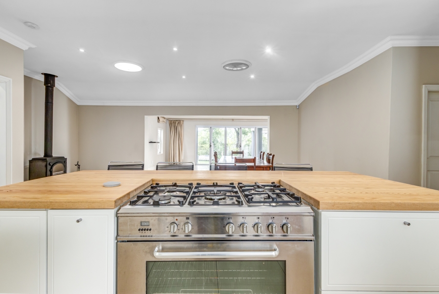 To Let 5 Bedroom Property for Rent in Bryanston Gauteng