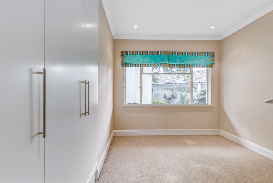 To Let 5 Bedroom Property for Rent in Bryanston Gauteng