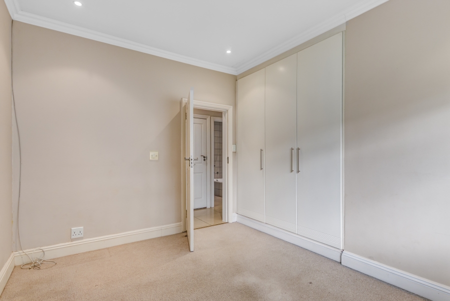 To Let 5 Bedroom Property for Rent in Bryanston Gauteng