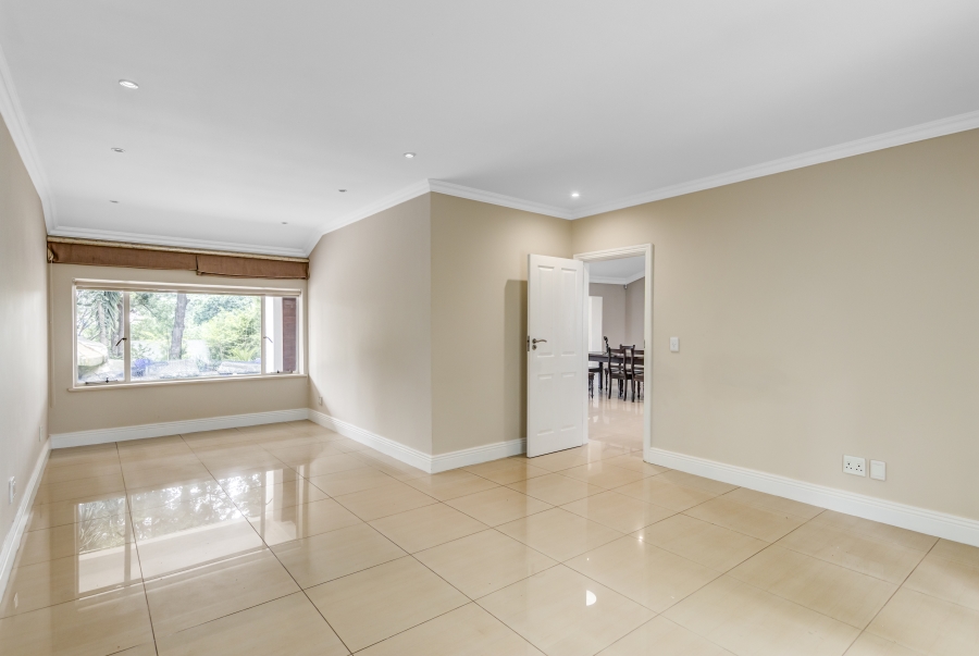 To Let 5 Bedroom Property for Rent in Bryanston Gauteng