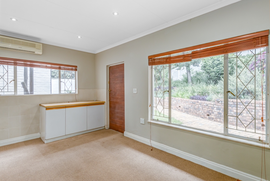 To Let 5 Bedroom Property for Rent in Bryanston Gauteng