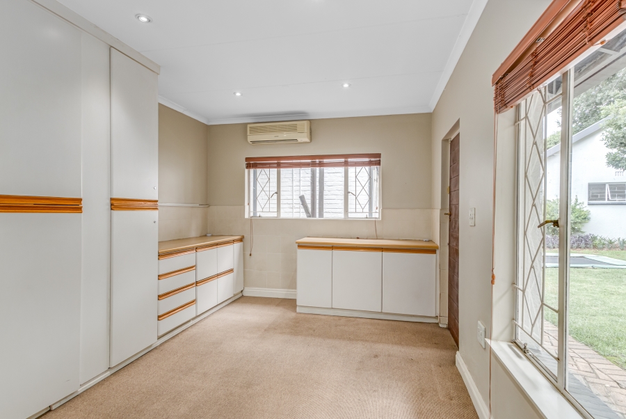 To Let 5 Bedroom Property for Rent in Bryanston Gauteng