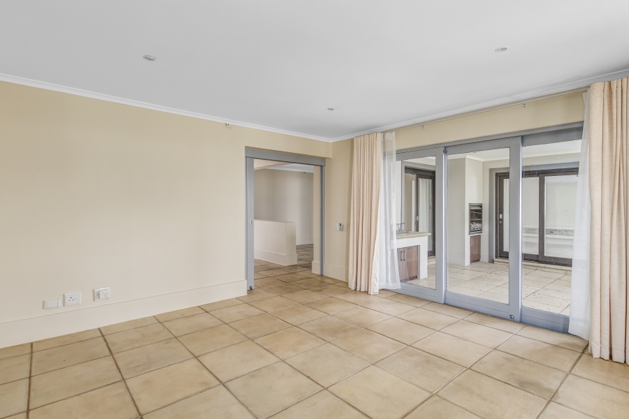 To Let 4 Bedroom Property for Rent in Morningside Gauteng