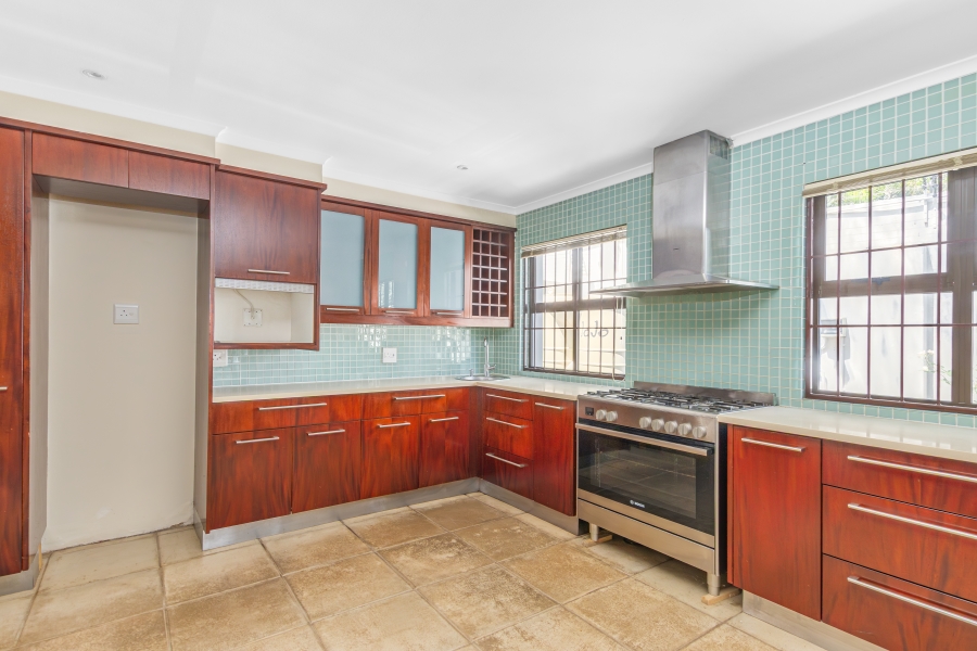 To Let 4 Bedroom Property for Rent in Morningside Gauteng