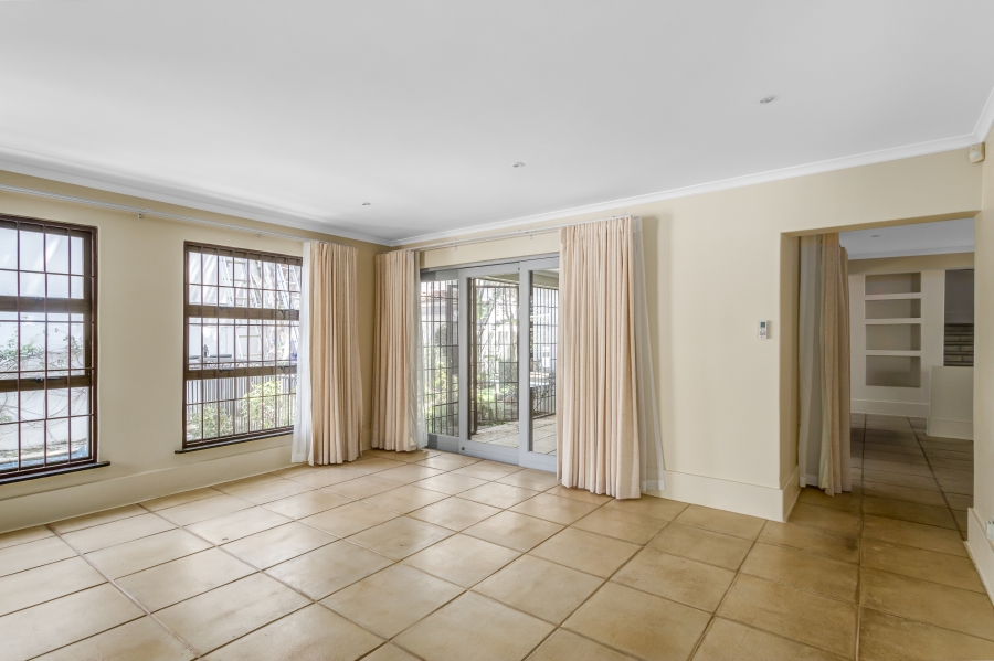 To Let 4 Bedroom Property for Rent in Morningside Gauteng