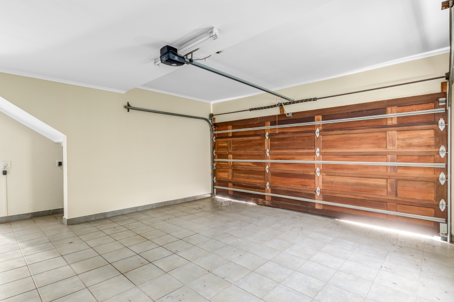 To Let 4 Bedroom Property for Rent in Morningside Gauteng