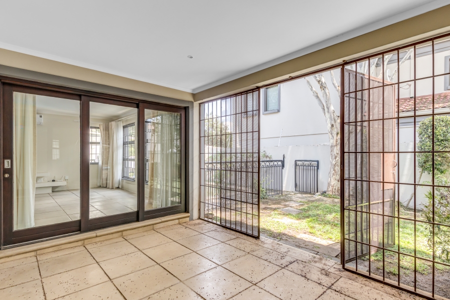 To Let 4 Bedroom Property for Rent in Morningside Gauteng