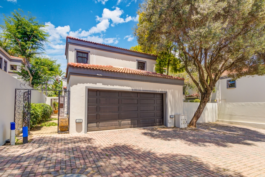 To Let 4 Bedroom Property for Rent in Morningside Gauteng