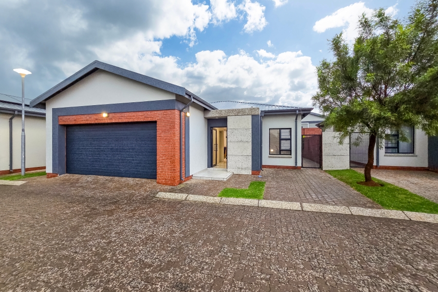 3 Bedroom Property for Sale in Kyalami Hills Gauteng