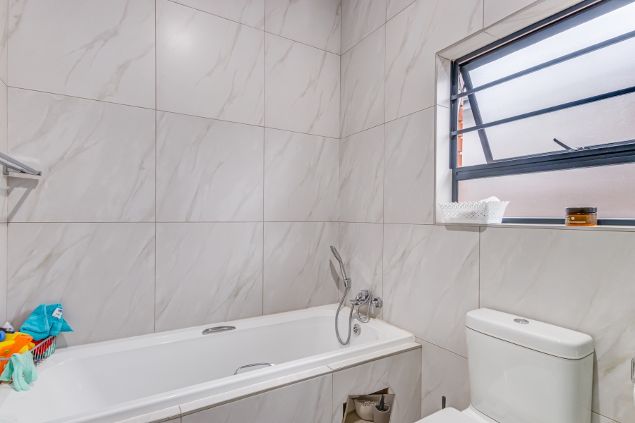 3 Bedroom Property for Sale in Kyalami Hills Gauteng