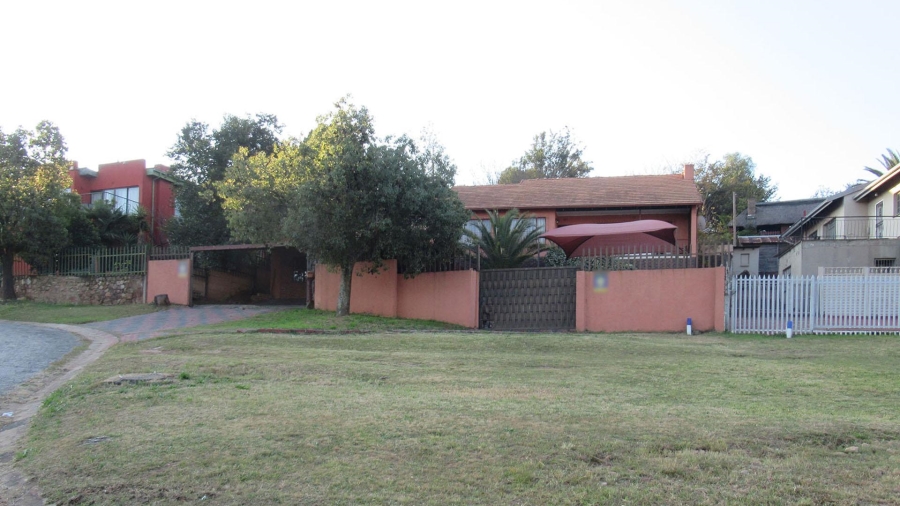 3 Bedroom Property for Sale in Lindhaven Gauteng