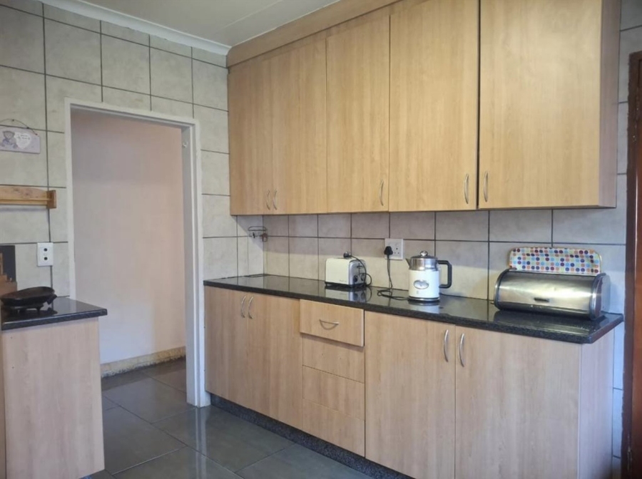 3 Bedroom Property for Sale in Lindhaven Gauteng