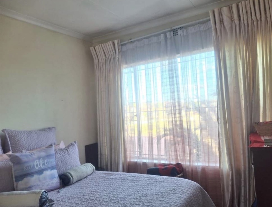 3 Bedroom Property for Sale in Lindhaven Gauteng