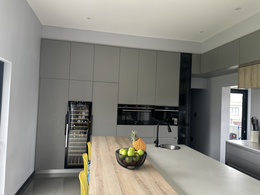 To Let 4 Bedroom Property for Rent in Blue Valley Golf Estate Gauteng