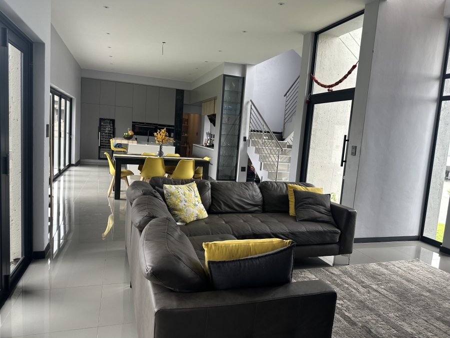 To Let 4 Bedroom Property for Rent in Blue Valley Golf Estate Gauteng