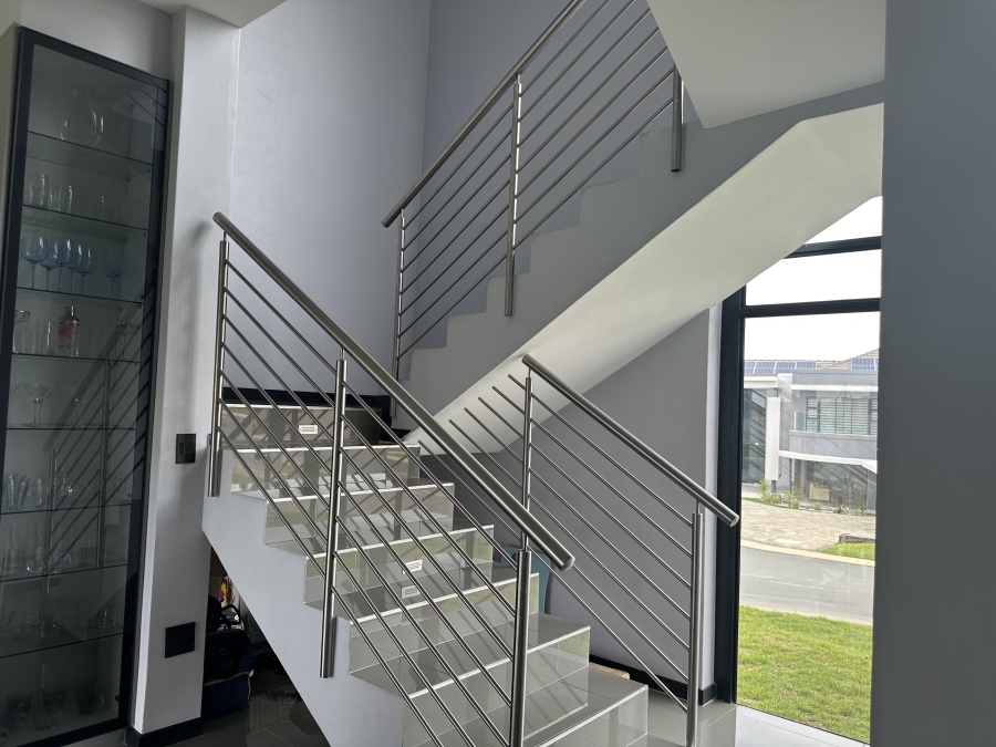 To Let 4 Bedroom Property for Rent in Blue Valley Golf Estate Gauteng