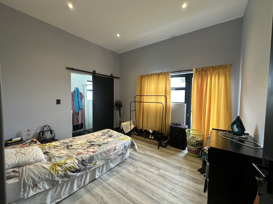 To Let 4 Bedroom Property for Rent in Blue Valley Golf Estate Gauteng