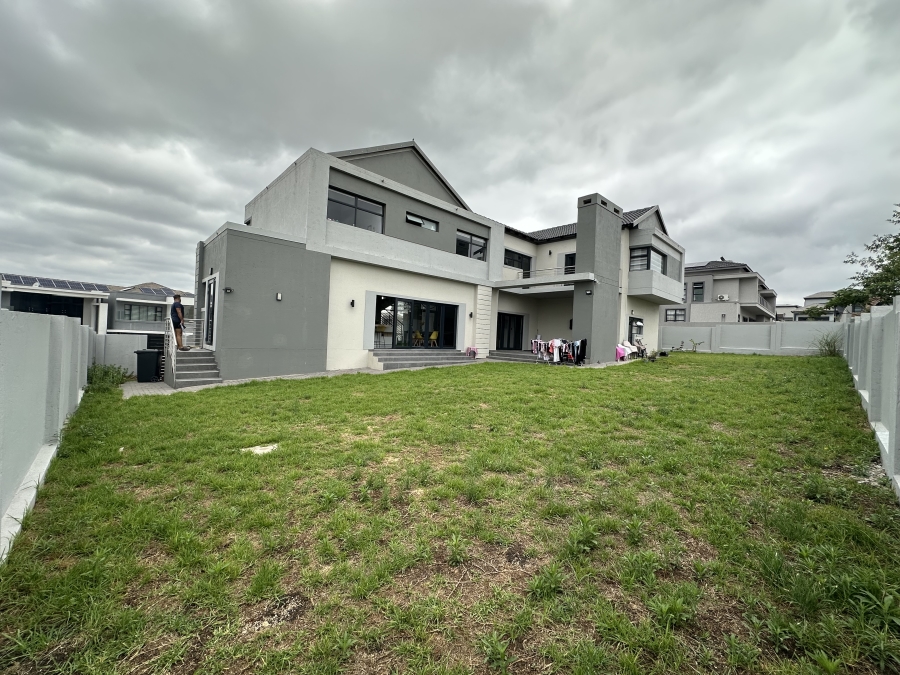 To Let 4 Bedroom Property for Rent in Blue Valley Golf Estate Gauteng