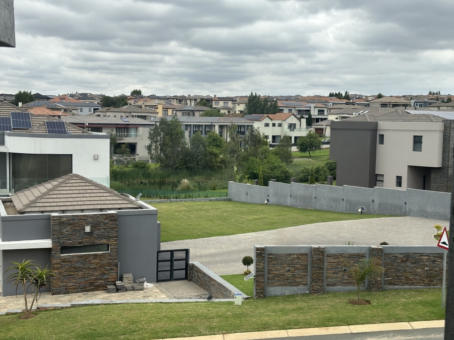 To Let 4 Bedroom Property for Rent in Blue Valley Golf Estate Gauteng