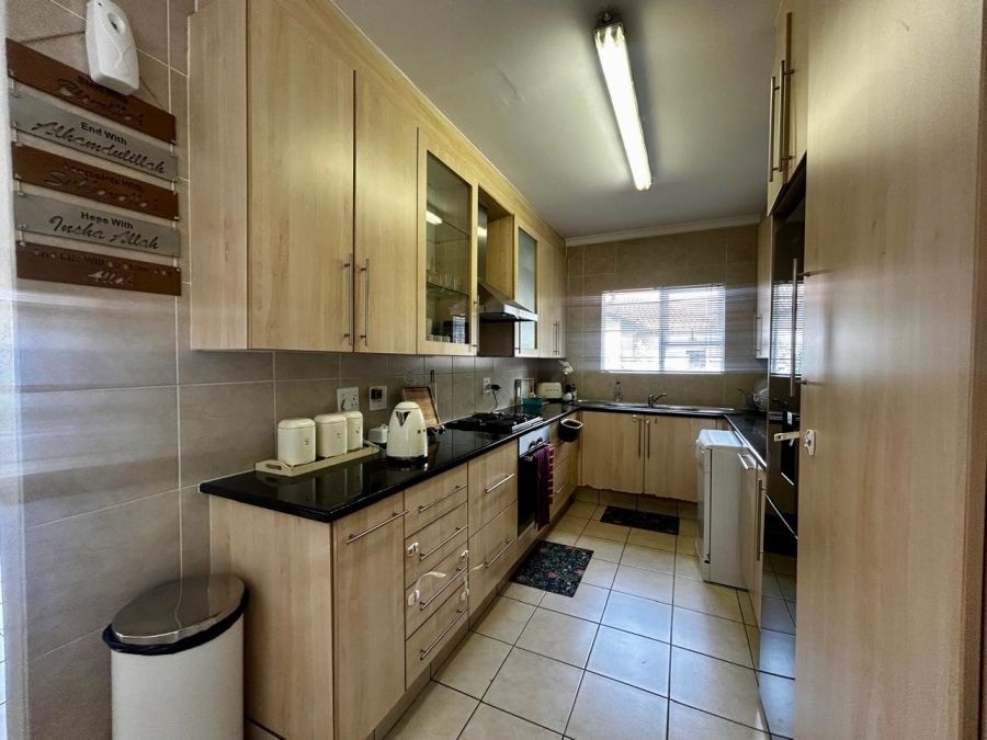To Let 3 Bedroom Property for Rent in Gallo Manor Gauteng