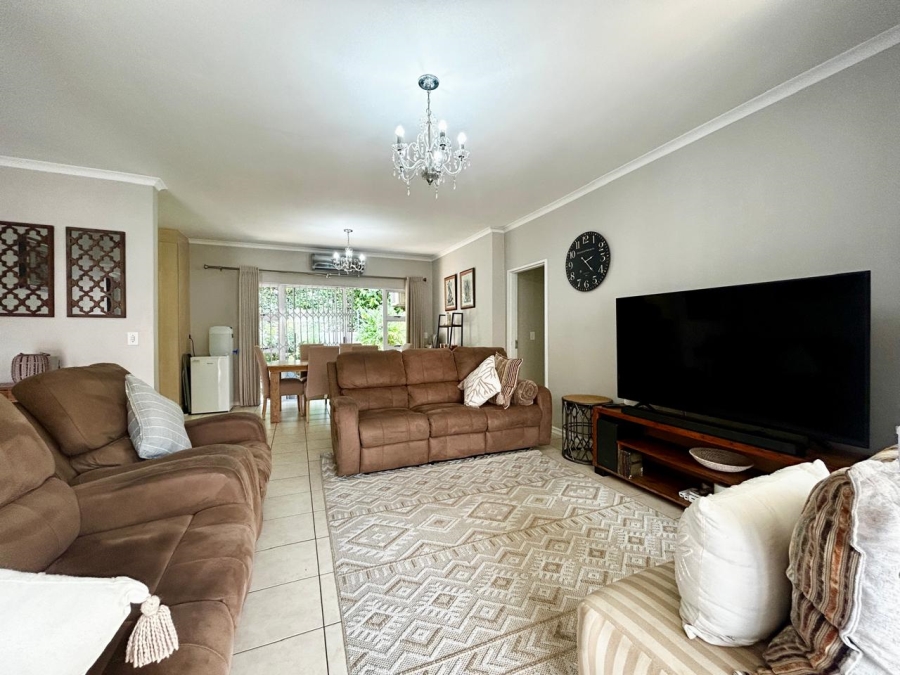 To Let 3 Bedroom Property for Rent in Gallo Manor Gauteng