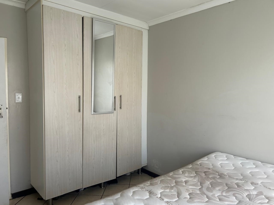 To Let 2 Bedroom Property for Rent in Monavoni Gauteng