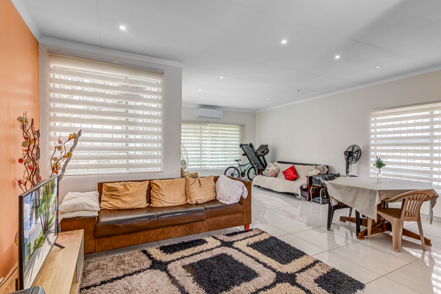 4 Bedroom Property for Sale in Kelvin Gauteng