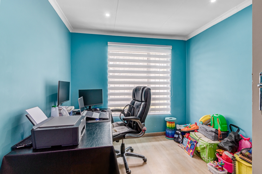 4 Bedroom Property for Sale in Kelvin Gauteng