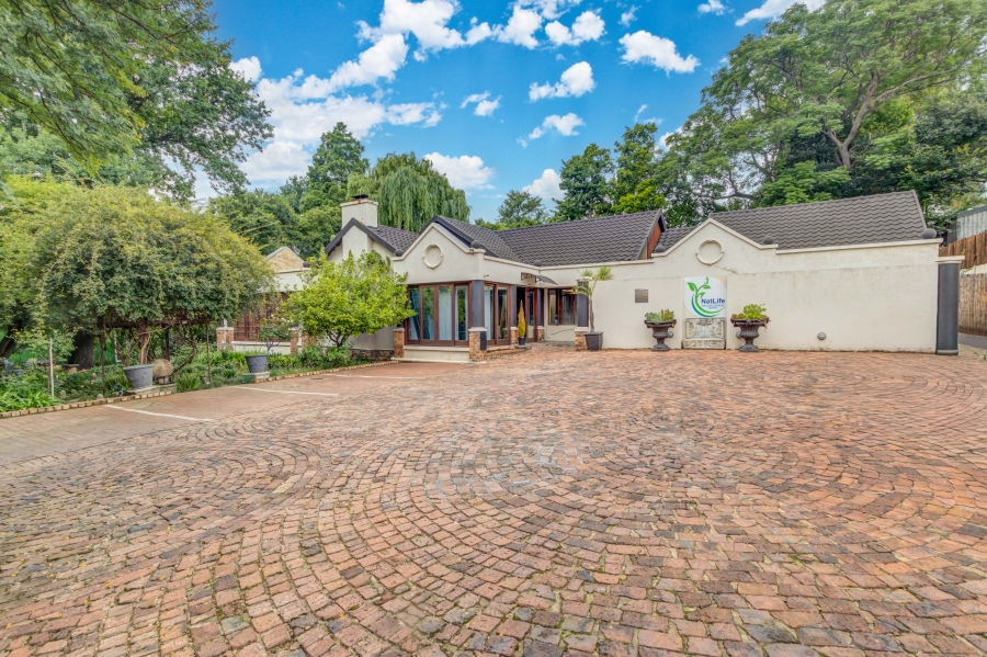 6 Bedroom Property for Sale in Craighall Gauteng