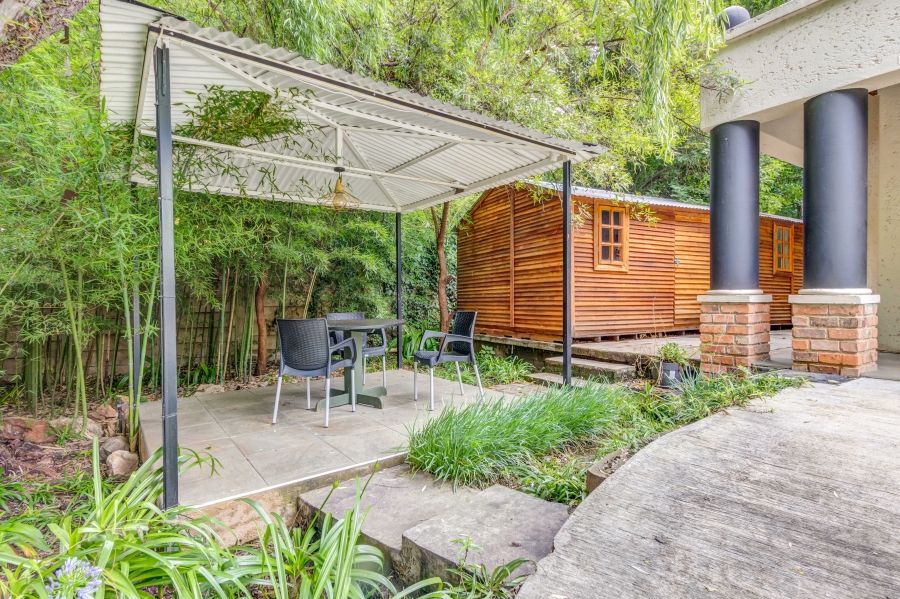 6 Bedroom Property for Sale in Craighall Gauteng