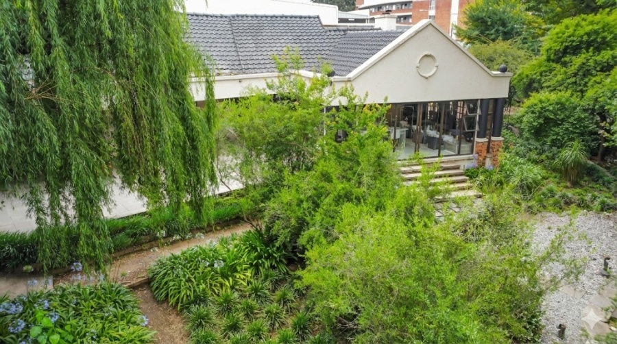 6 Bedroom Property for Sale in Craighall Gauteng