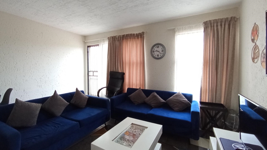 2 Bedroom Property for Sale in Groblerpark Gauteng