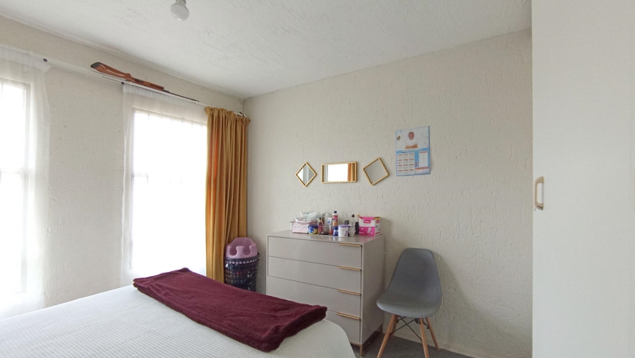 2 Bedroom Property for Sale in Groblerpark Gauteng