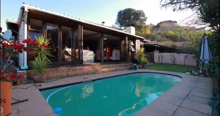 5 Bedroom Property for Sale in Chancliff Ridge Gauteng