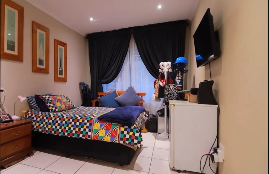 5 Bedroom Property for Sale in Chancliff Ridge Gauteng